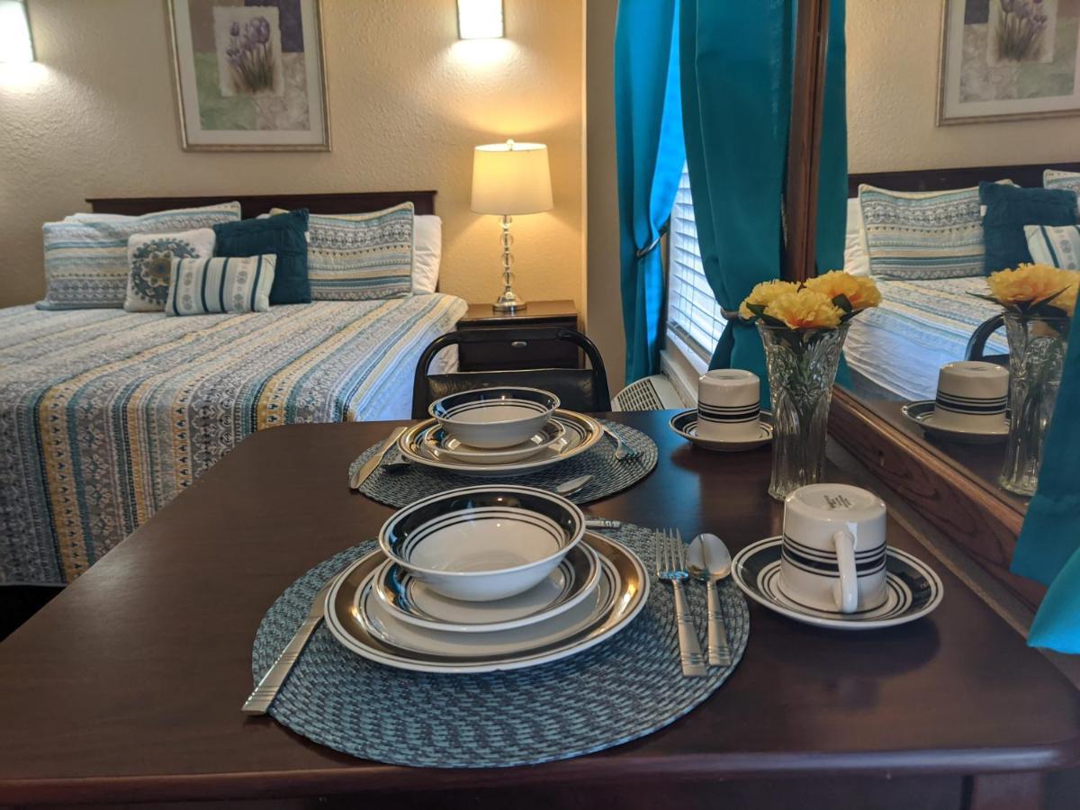 Athens Hotel & Suites Х'юстон Екстер'єр фото