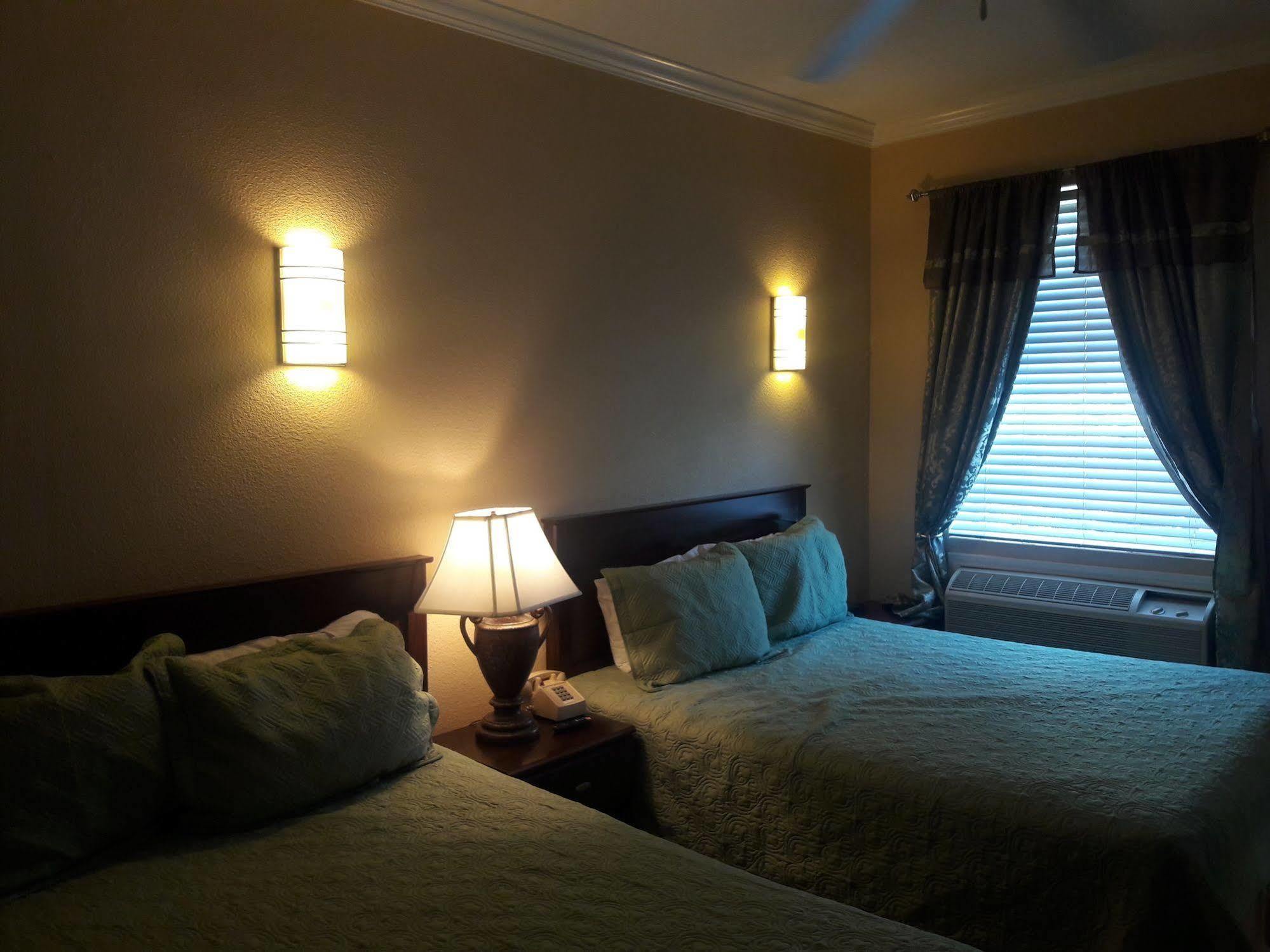 Athens Hotel & Suites Х'юстон Екстер'єр фото